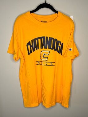 Champion Chattanooga Mocs Men’s Crew Neck Short Sleeve T Shirt - Size Large
